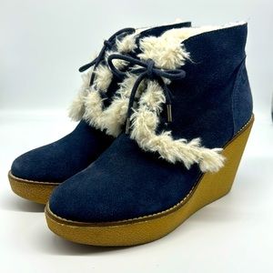 Gap Wedge Heel Booties Size 8